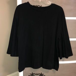 Black Flare Sleeve Tee